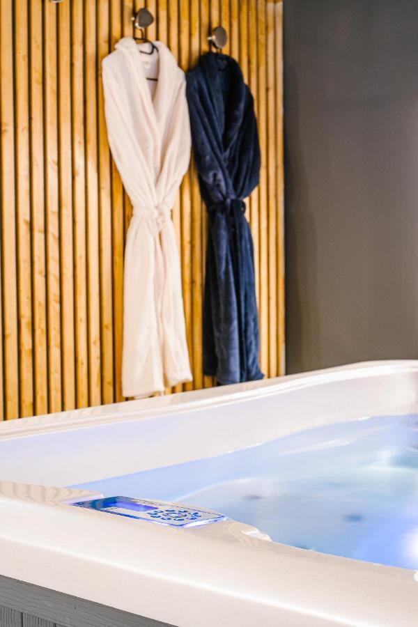 L'Alcove Du 510 - Spa - Chambre Romantique - Sauna - Salle De Jeux Montauban Buitenkant foto